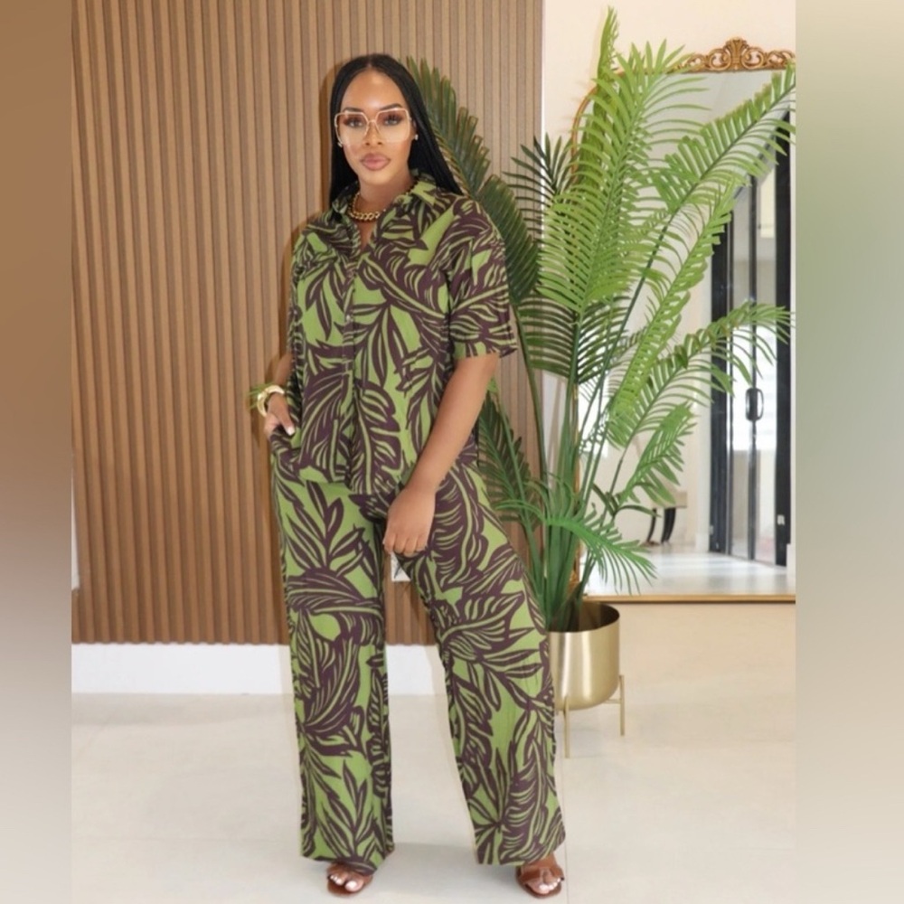Leaf Print Pants Set